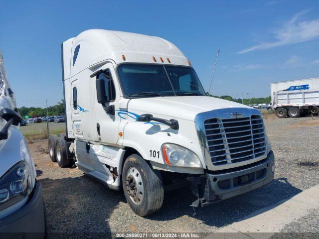  Salvage Freightliner Cascadia 125