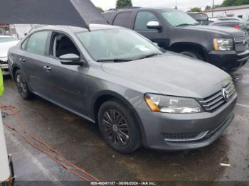  Salvage Volkswagen Passat