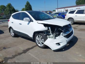  Salvage Hyundai TUCSON