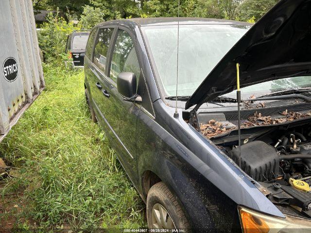  Salvage Chrysler Town & Country