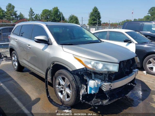  Salvage Toyota Highlander