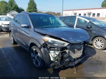  Salvage Hyundai TUCSON