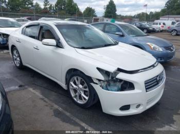  Salvage Nissan Maxima