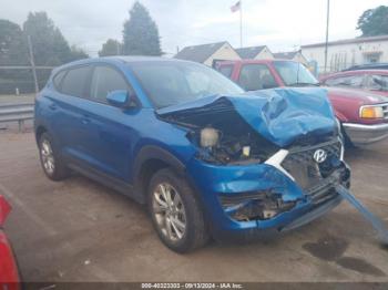  Salvage Hyundai TUCSON