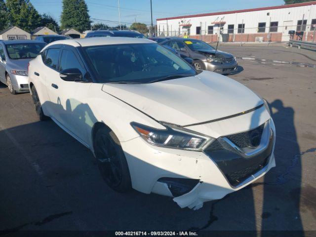  Salvage Nissan Maxima