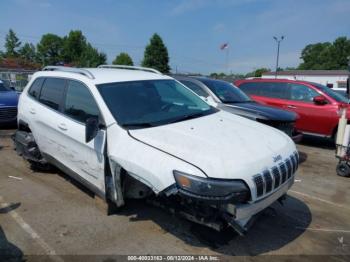  Salvage Jeep Cherokee