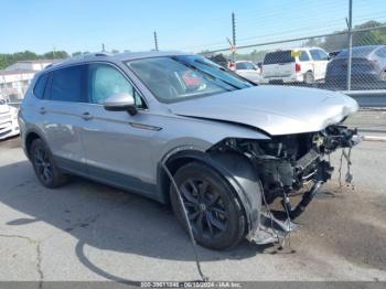  Salvage Volkswagen Tiguan