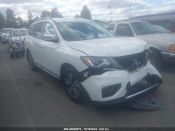  Salvage Nissan Pathfinder