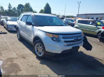  Salvage Ford Explorer