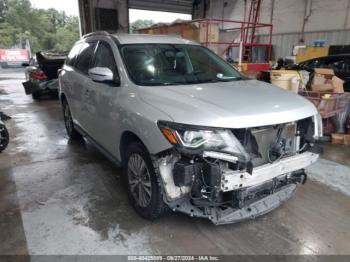  Salvage Nissan Pathfinder