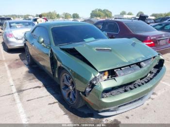  Salvage Dodge Challenger