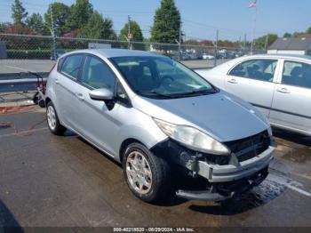  Salvage Ford Fiesta