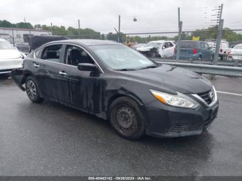  Salvage Nissan Altima