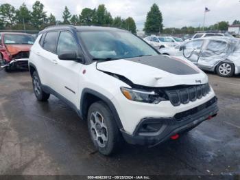  Salvage Jeep Compass