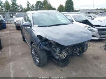  Salvage Hyundai TUCSON