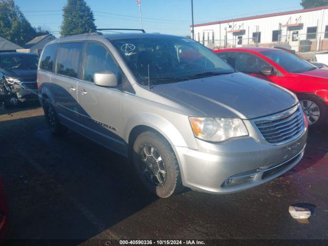  Salvage Chrysler Town & Country