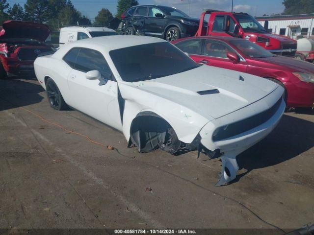  Salvage Dodge Challenger