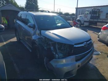  Salvage Toyota Highlander