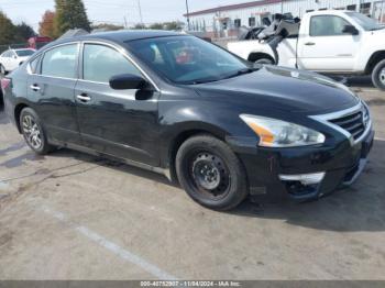  Salvage Nissan Altima