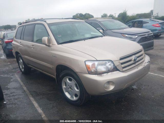  Salvage Toyota Highlander