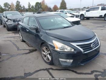  Salvage Nissan Altima