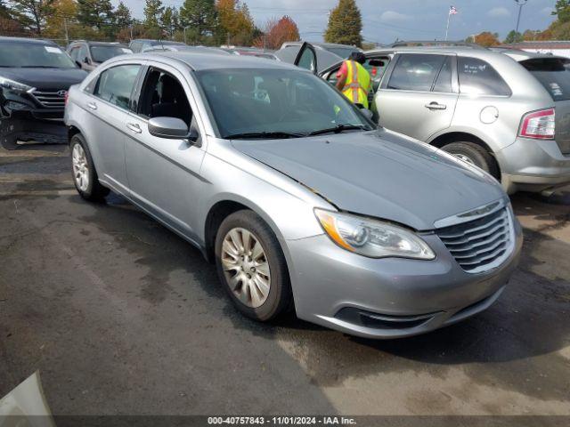  Salvage Chrysler 200