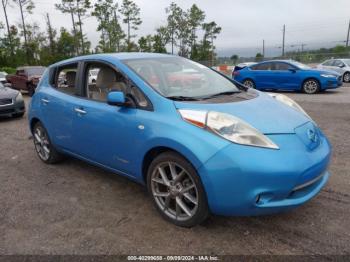  Salvage Nissan LEAF