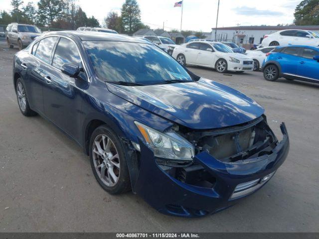  Salvage Nissan Maxima