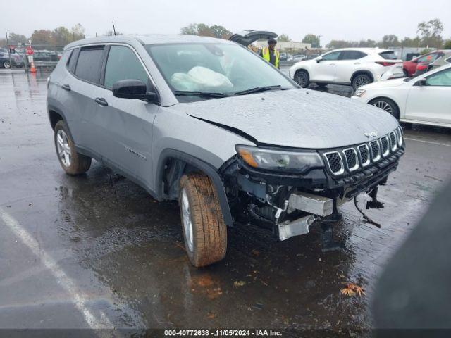  Salvage Jeep Compass