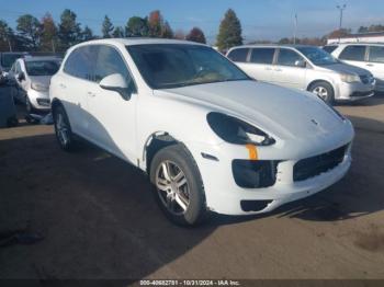  Salvage Porsche Cayenne