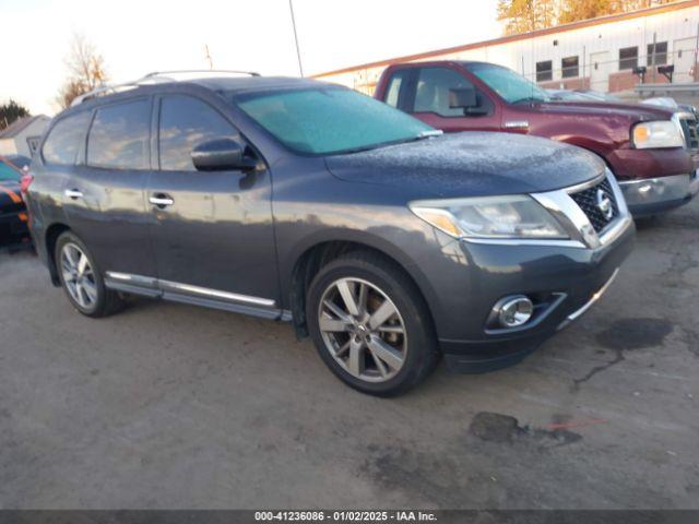  Salvage Nissan Pathfinder