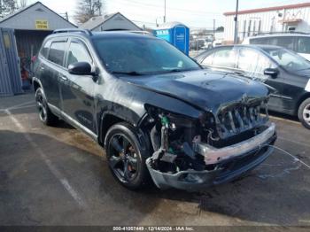  Salvage Jeep Cherokee