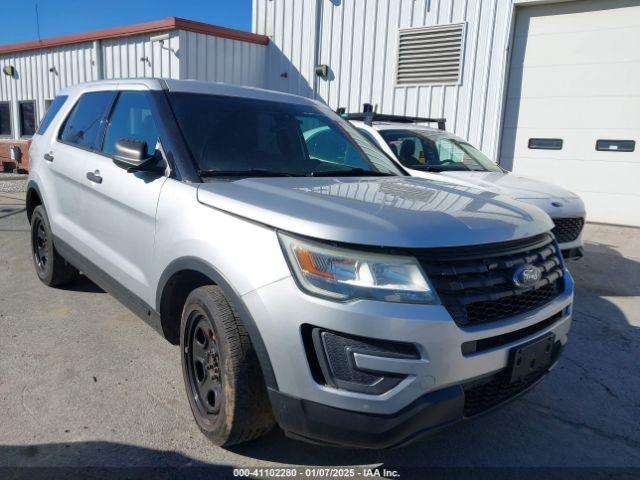  Salvage Ford Utility Police Intercepto