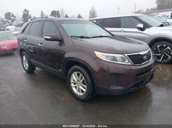  Salvage Kia Sorento