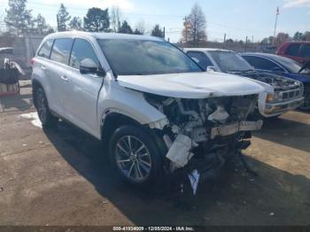  Salvage Toyota Highlander