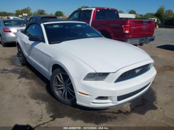  Salvage Ford Mustang