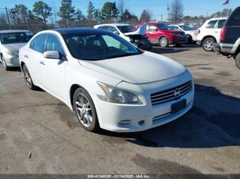  Salvage Nissan Maxima