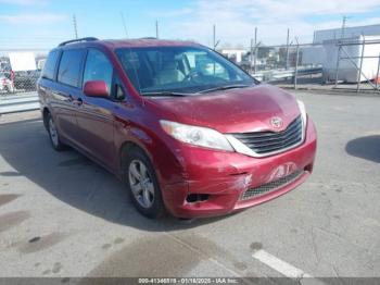  Salvage Toyota Sienna