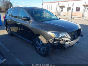  Salvage Nissan Pathfinder