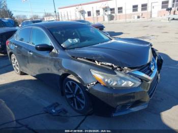  Salvage Nissan Altima