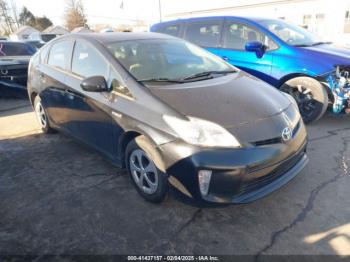  Salvage Toyota Prius