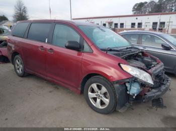  Salvage Toyota Sienna