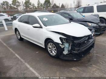  Salvage Volkswagen Passat