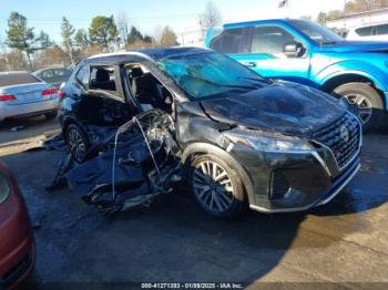  Salvage Nissan Kicks