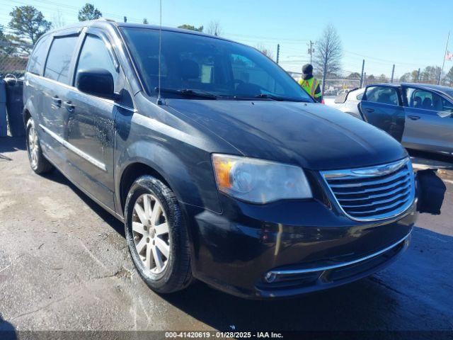  Salvage Chrysler Town & Country