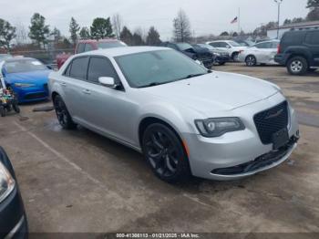  Salvage Chrysler 300