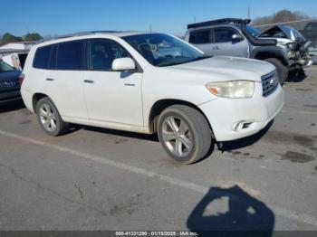  Salvage Toyota Highlander