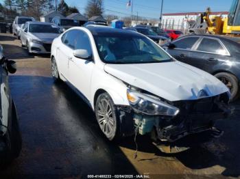  Salvage Kia Cadenza