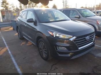  Salvage Hyundai TUCSON