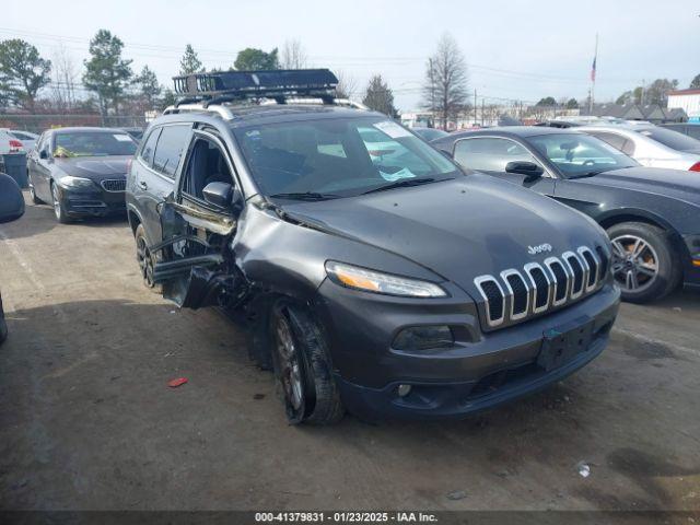  Salvage Jeep Cherokee